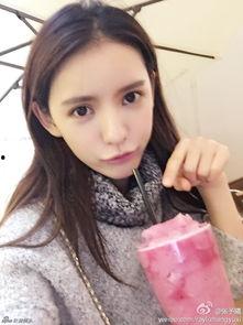 王思聪爆料私照视频,揭秘明星生活的另一面  第3张